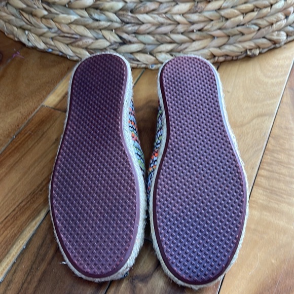 TOMS Alpargata Cherry Tomato Global Woven Espadrille - Picture 4 of 5